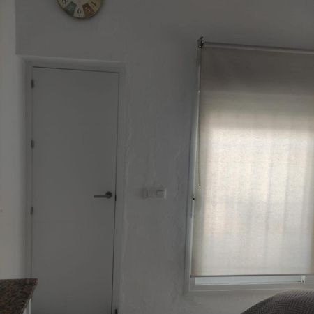 Apartamento En Planta Baja Con Vistar Al Mar โกนิล เด ลาฟรอนเตรา ภายนอก รูปภาพ